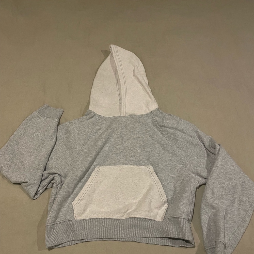 Two toned grey aerie crop hoodie size M